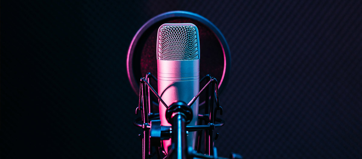 The 15 Best Social Media Marketing Podcasts to Boost Your Strategy